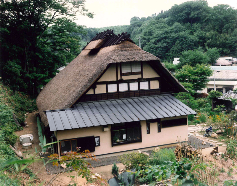 茅葺の家