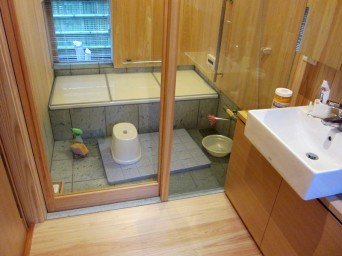 木組みの家「高円寺の家」浴室